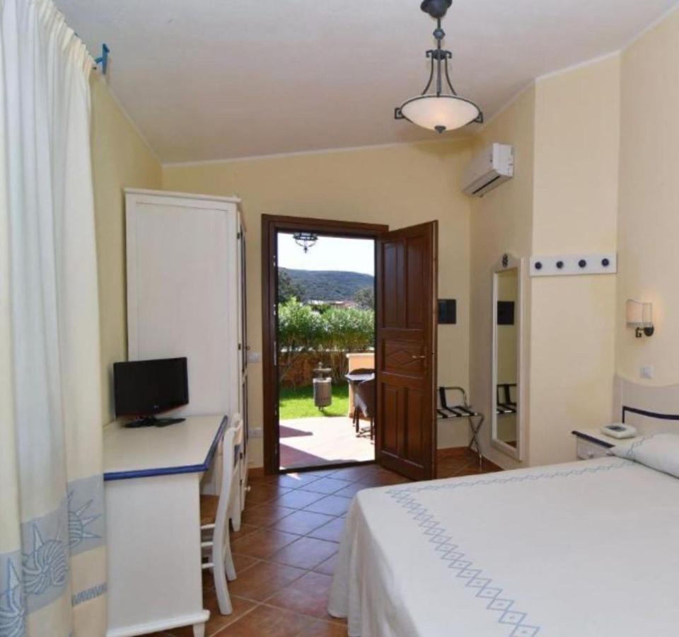Li Suari Club Village Сан-Теодоро Экстерьер фото