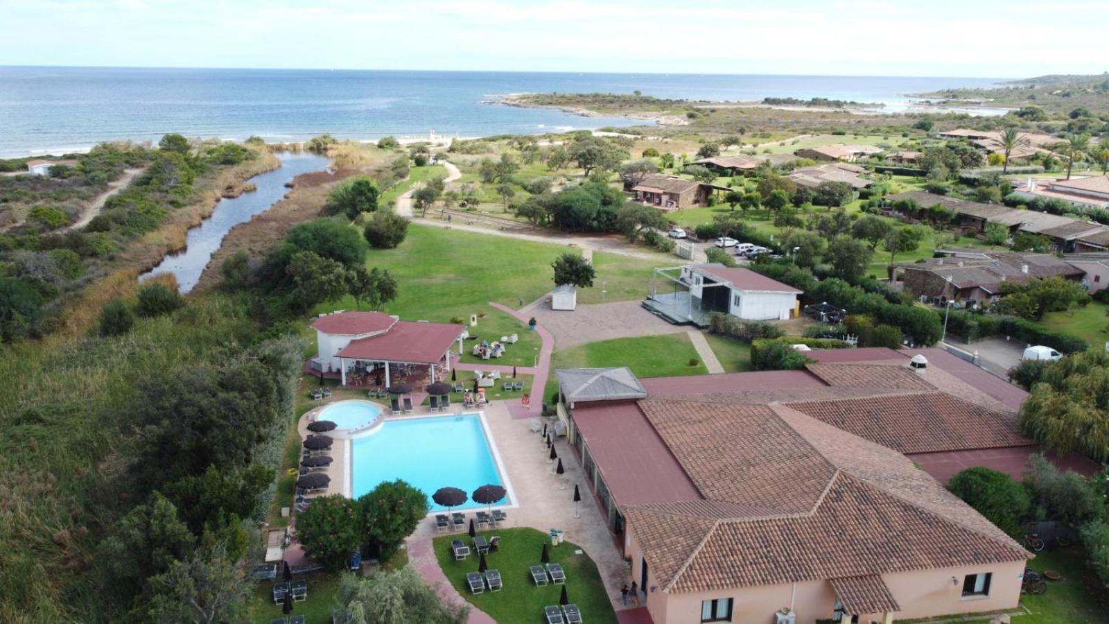 Li Suari Club Village Сан-Теодоро Экстерьер фото