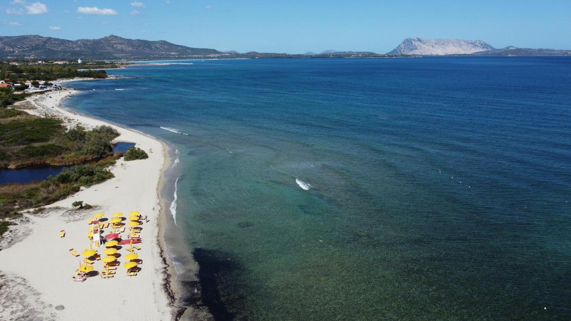 Li Suari Club Village Сан-Теодоро Экстерьер фото
