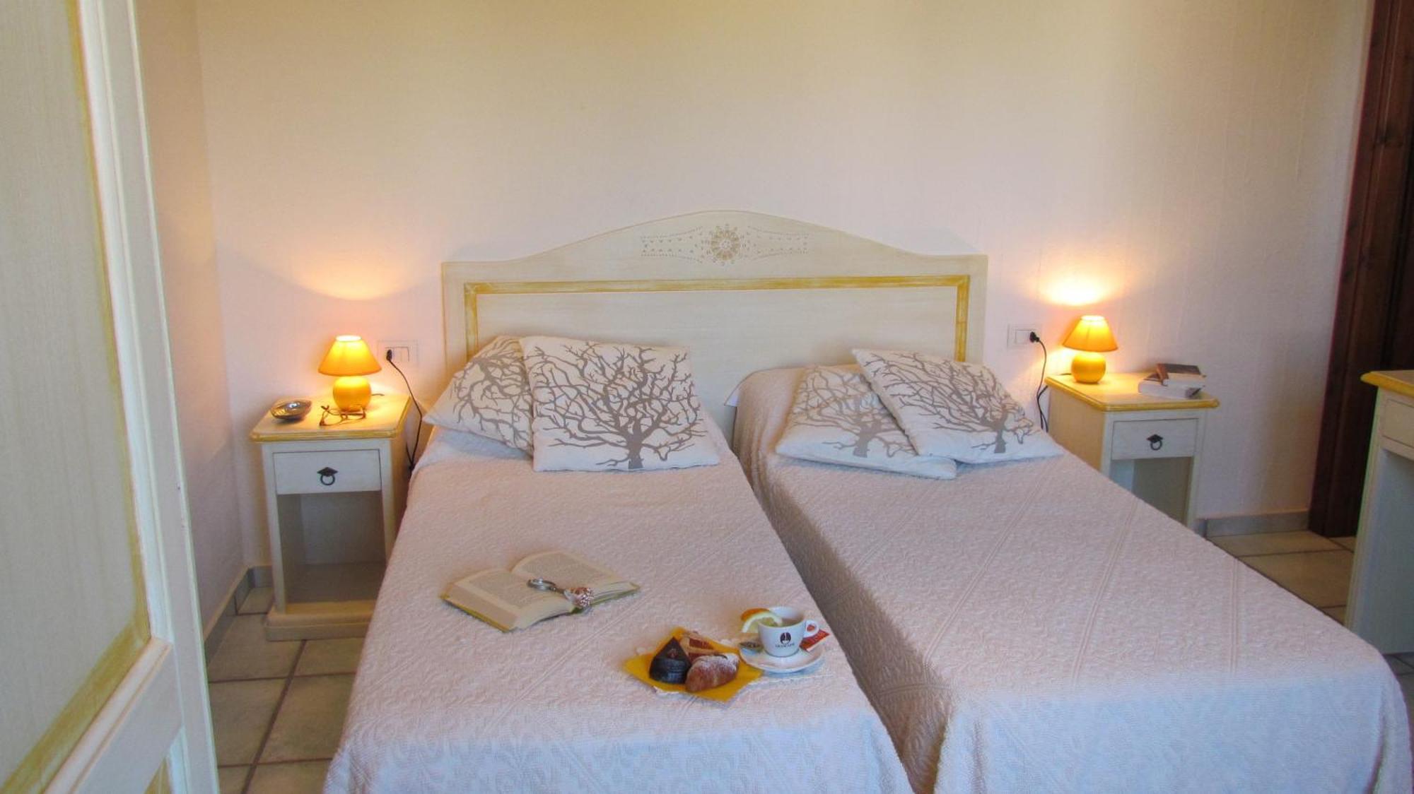 Li Suari Club Village Сан-Теодоро Номер фото