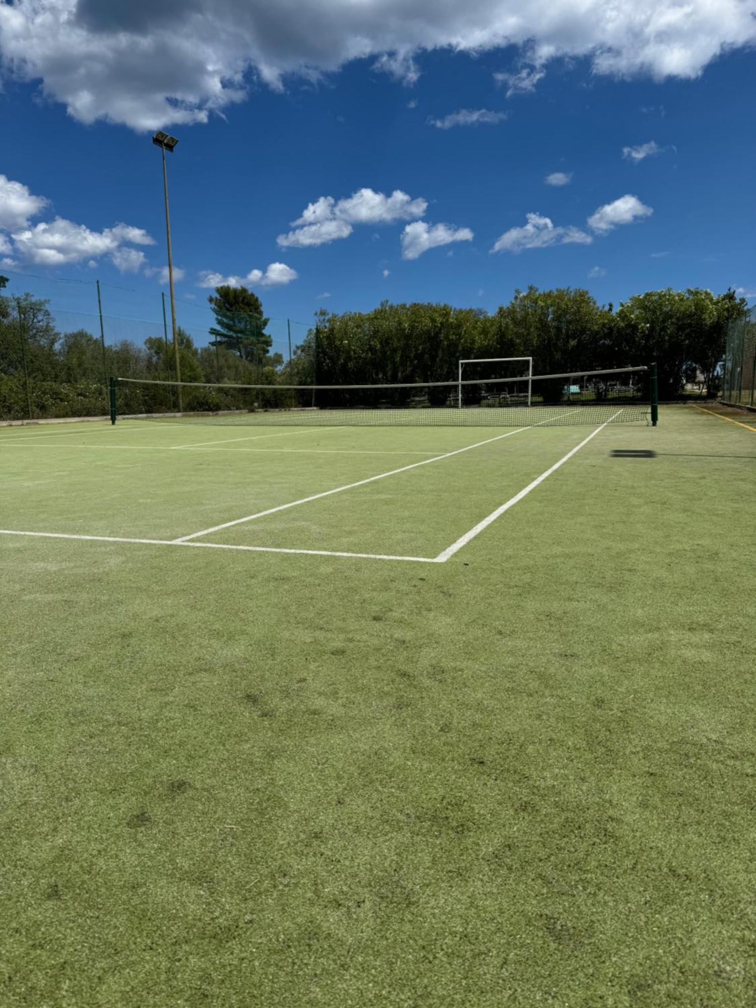 Li Suari Club Village Сан-Теодоро Экстерьер фото