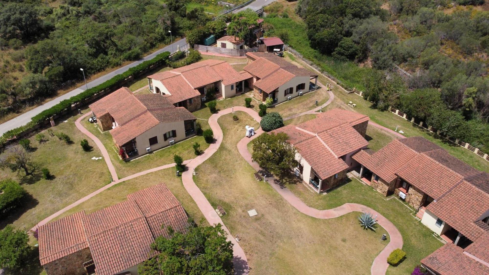 Li Suari Club Village Сан-Теодоро Экстерьер фото