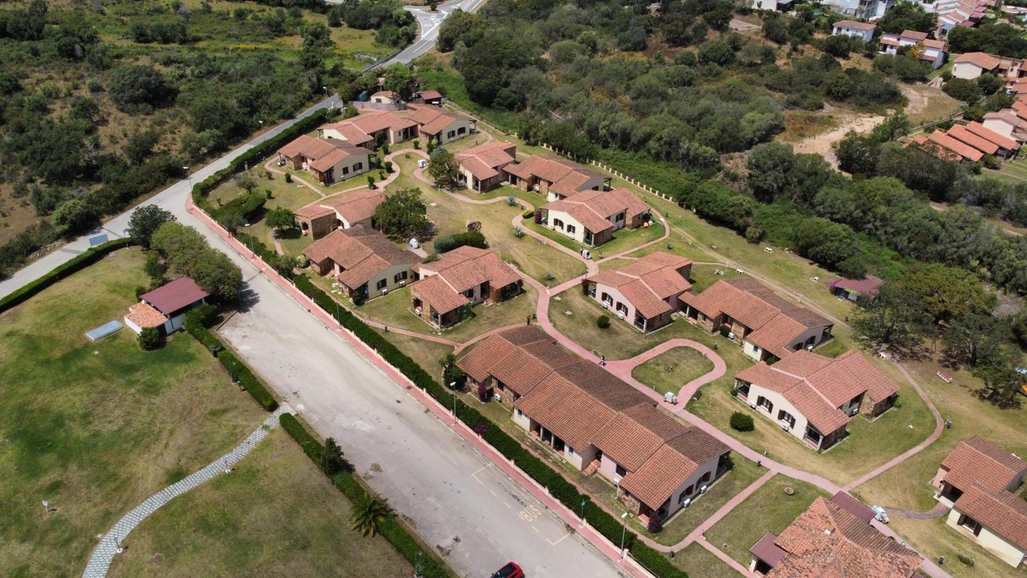 Li Suari Club Village Сан-Теодоро Экстерьер фото
