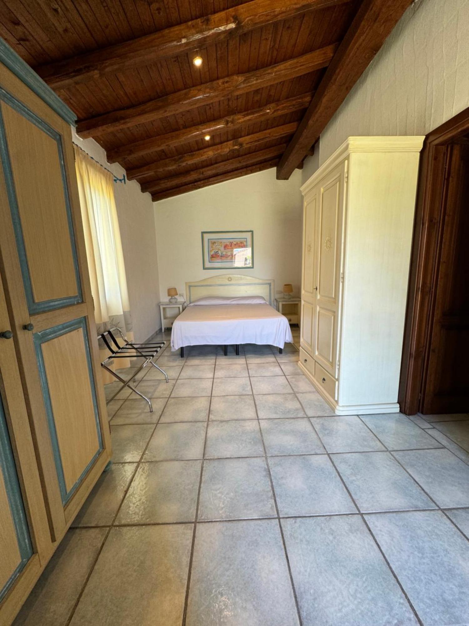 Li Suari Club Village Сан-Теодоро Экстерьер фото