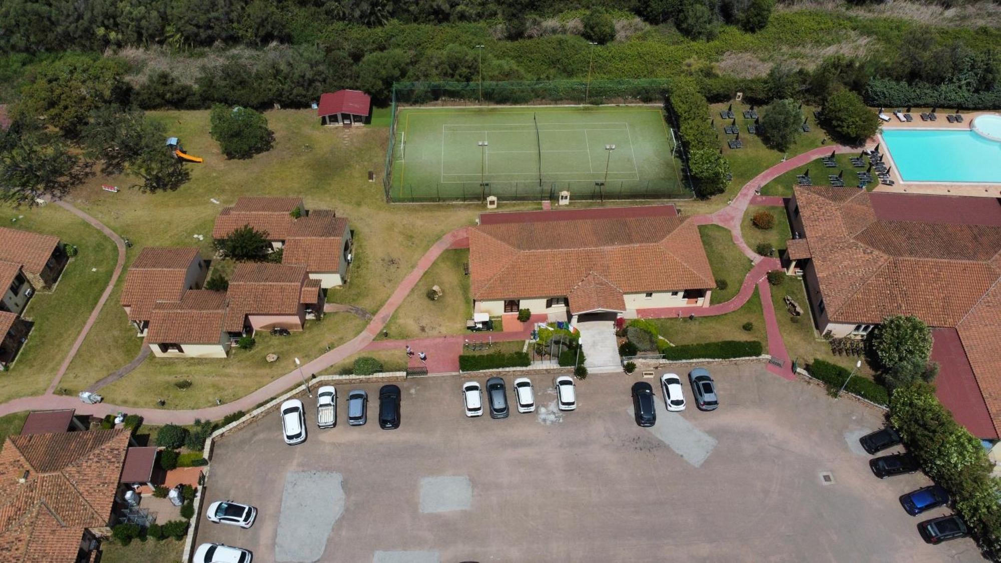 Li Suari Club Village Сан-Теодоро Экстерьер фото