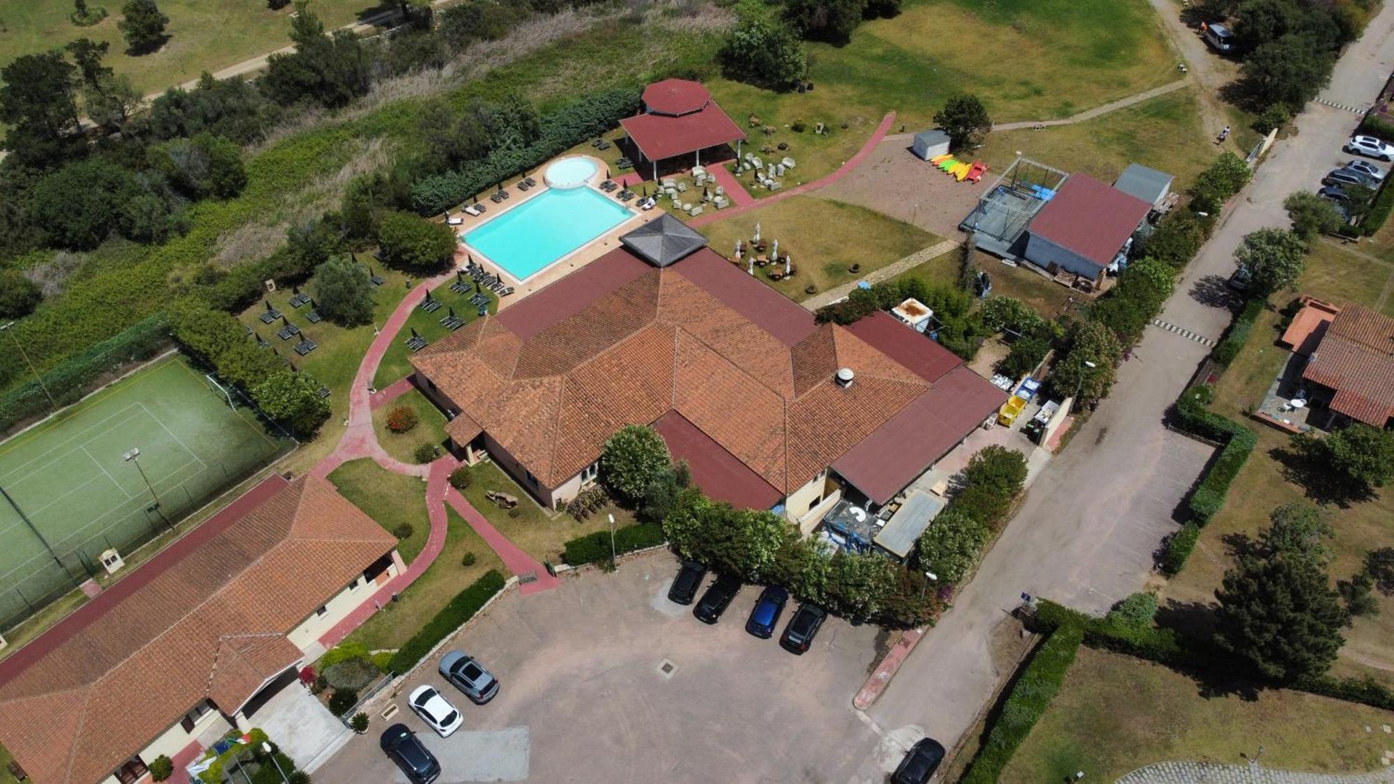Li Suari Club Village Сан-Теодоро Экстерьер фото