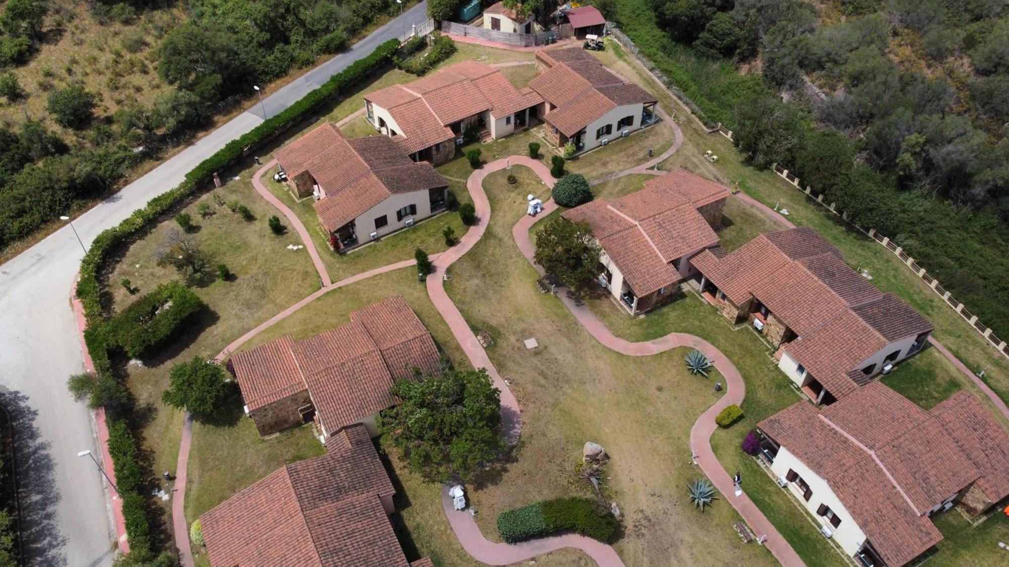 Li Suari Club Village Сан-Теодоро Экстерьер фото