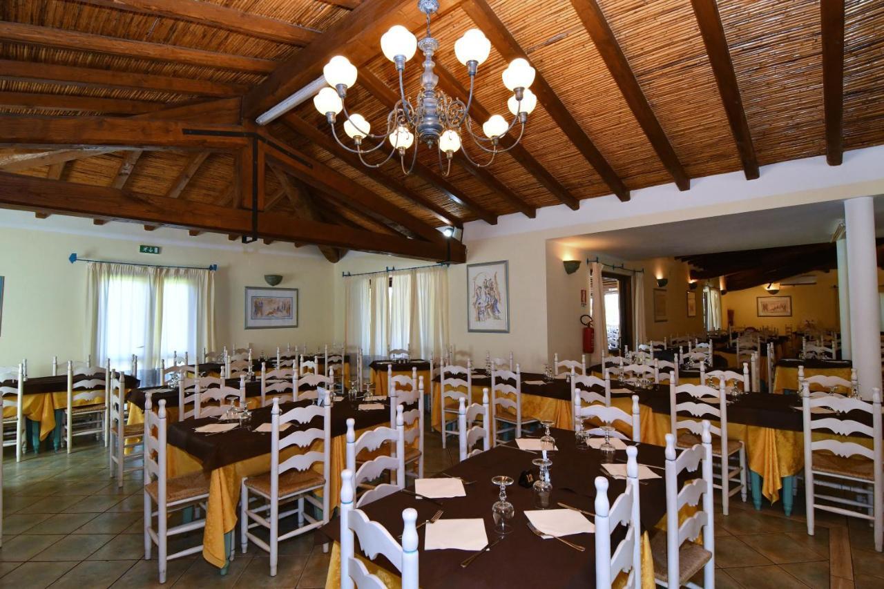 Li Suari Club Village Сан-Теодоро Экстерьер фото