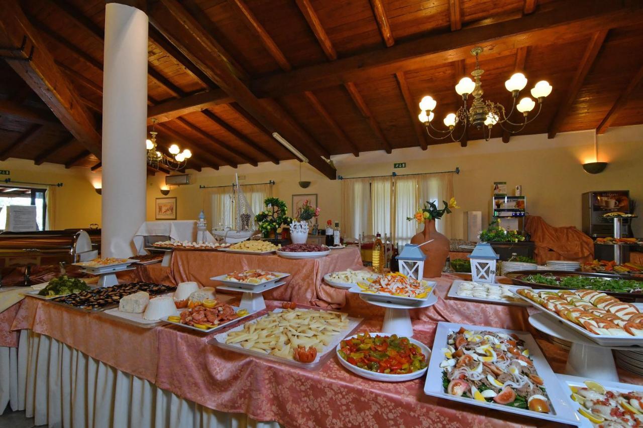 Li Suari Club Village Сан-Теодоро Экстерьер фото
